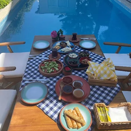 Bed & Breakfast Alacati Xl Luxury & Breakfast Çeşme