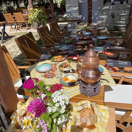 Alacati Xl Luxury & Breakfast